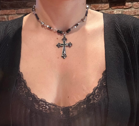 Black Cross chain